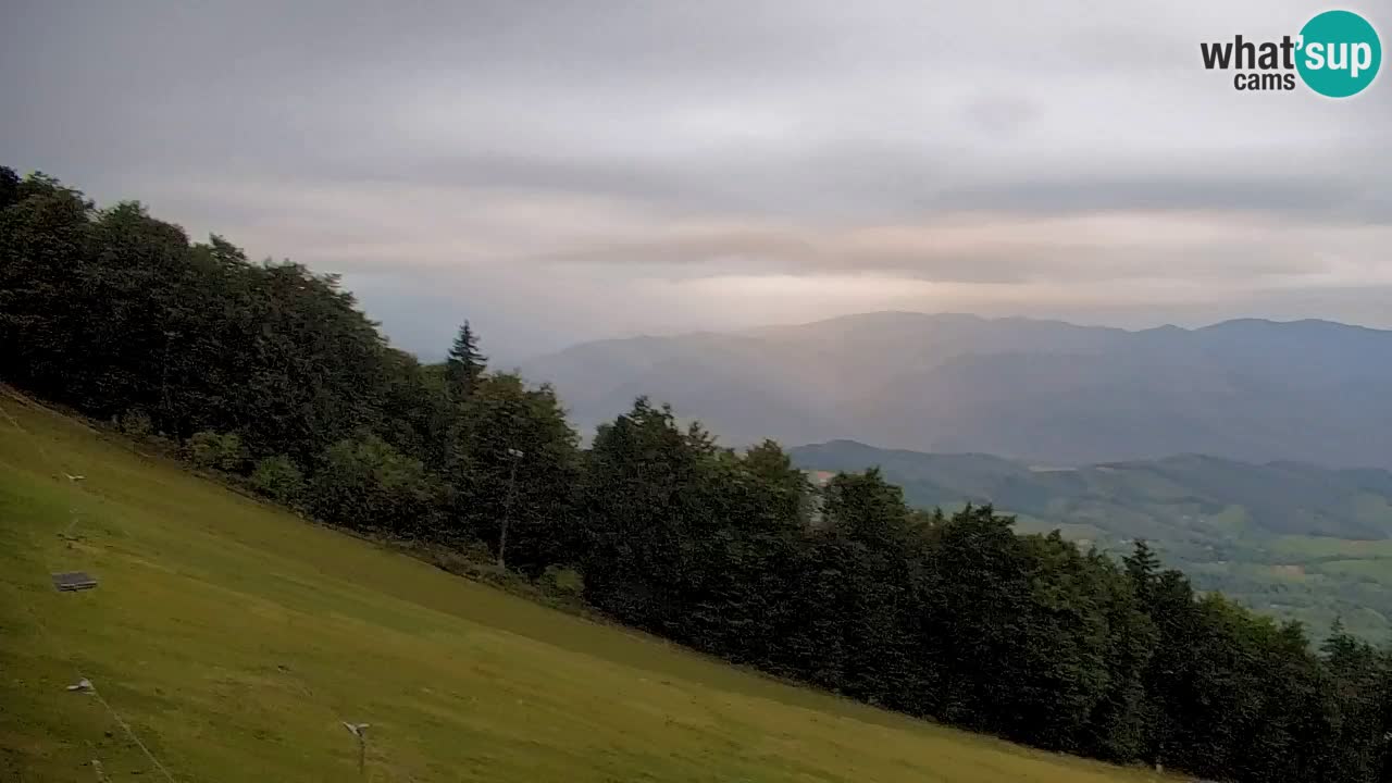 Pohorje spletna kamera | Spodnja postaja Sleme