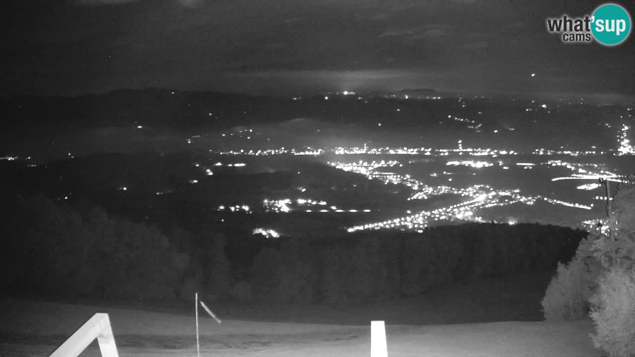 Pohorje spletna kamera | Spodnja postaja Sleme