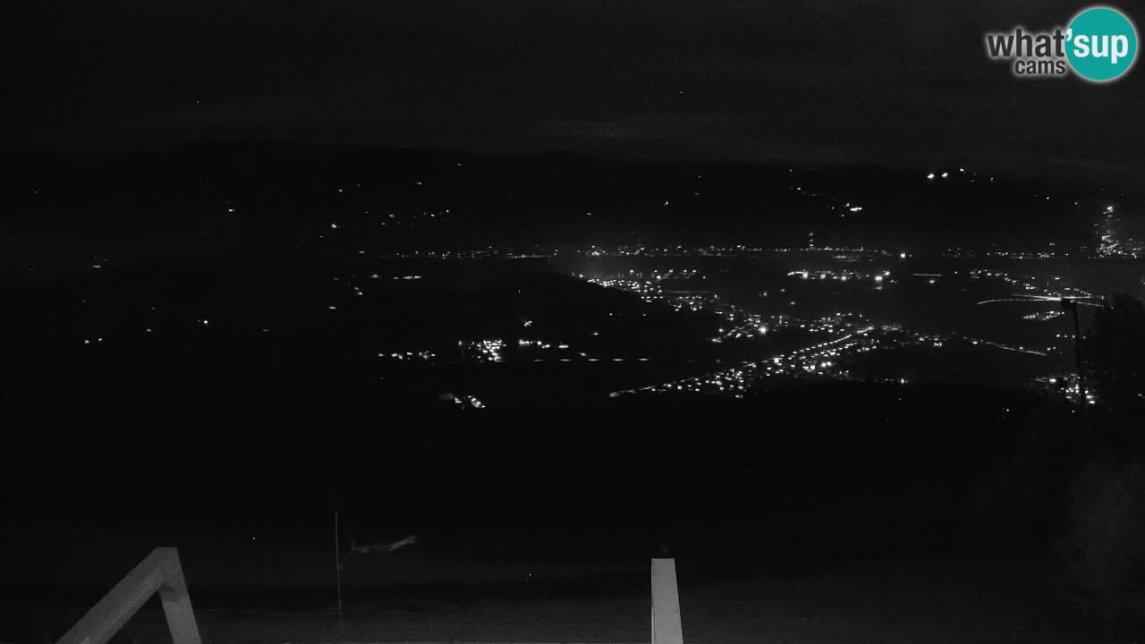 Pohorje spletna kamera | Spodnja postaja Sleme