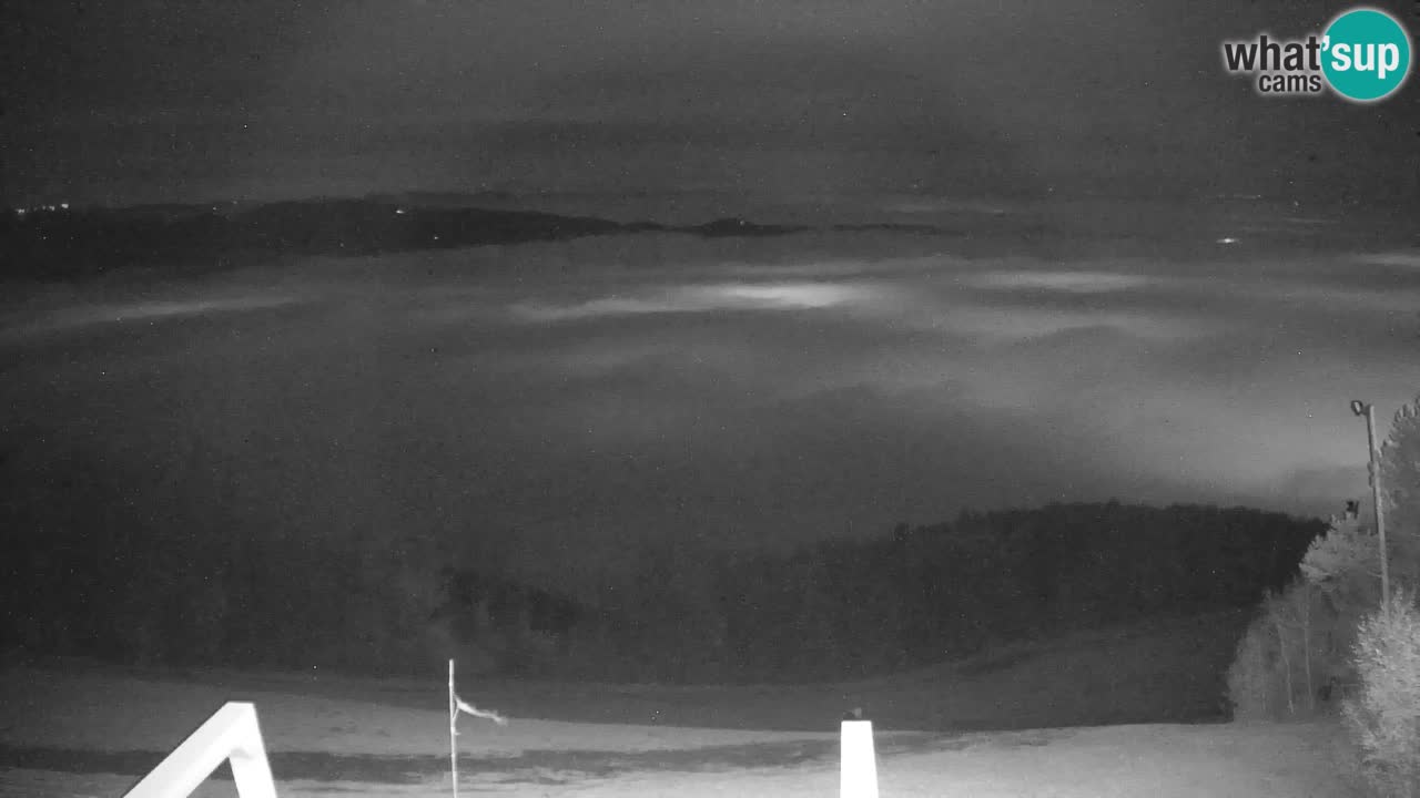 Pohorje spletna kamera | Spodnja postaja Sleme