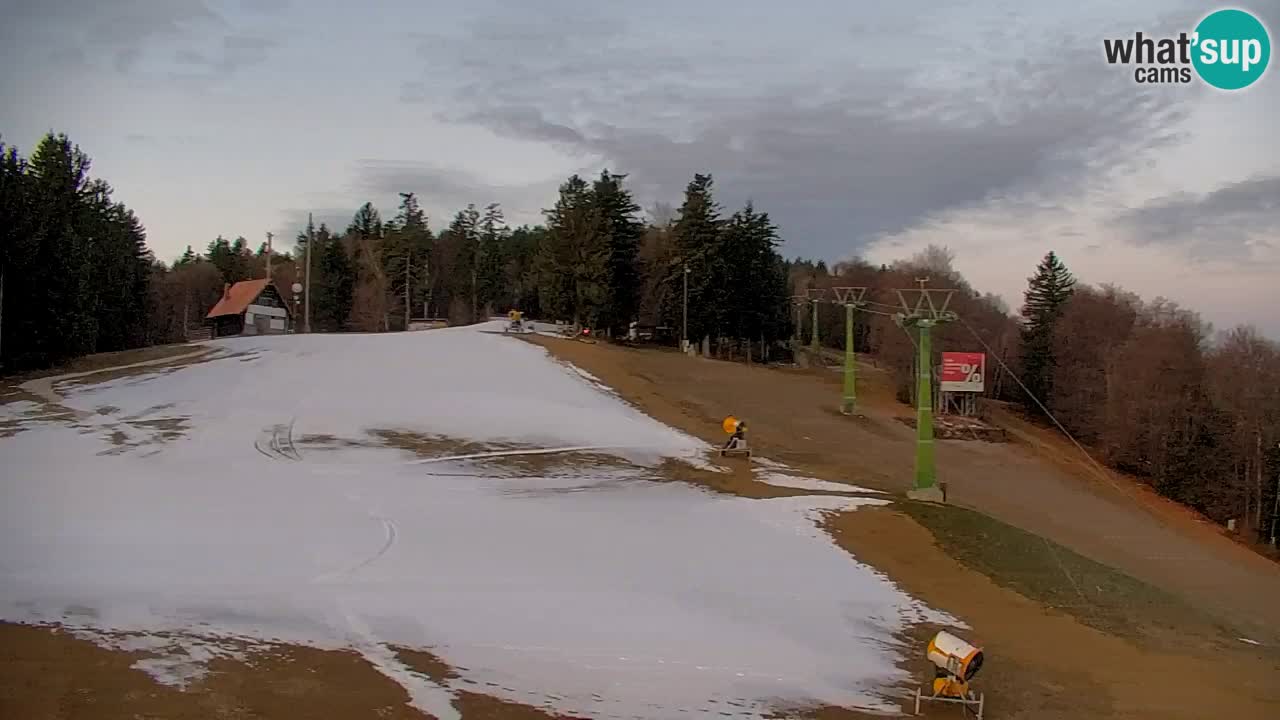 Pohorje spletna kamera | Spodnja postaja Sleme
