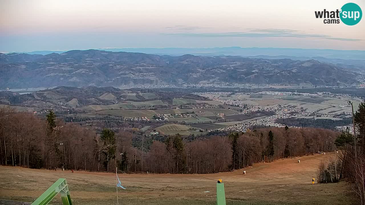Pohorje spletna kamera | Spodnja postaja Sleme