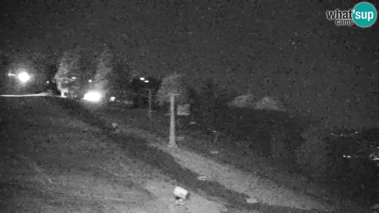 Pohorje spletna kamera | Spodnja postaja Sleme