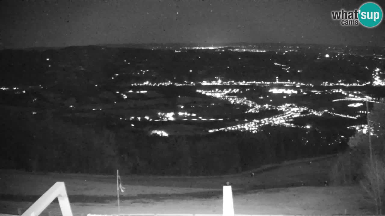 Pohorje spletna kamera | Spodnja postaja Sleme