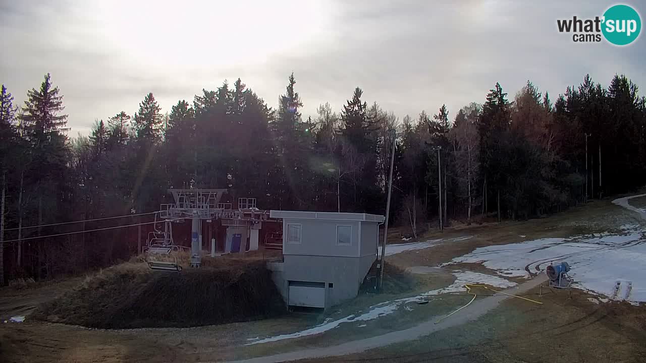 Pohorje spletna kamera | Spodnja postaja Sleme