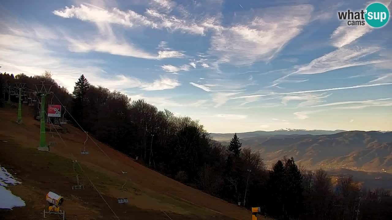 Pohorje spletna kamera | Spodnja postaja Sleme