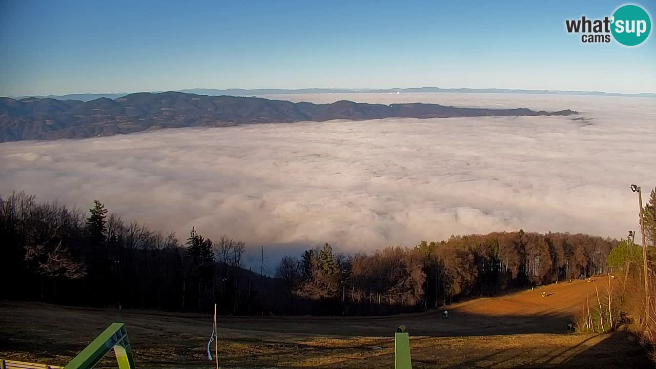 Pohorje spletna kamera | Spodnja postaja Sleme