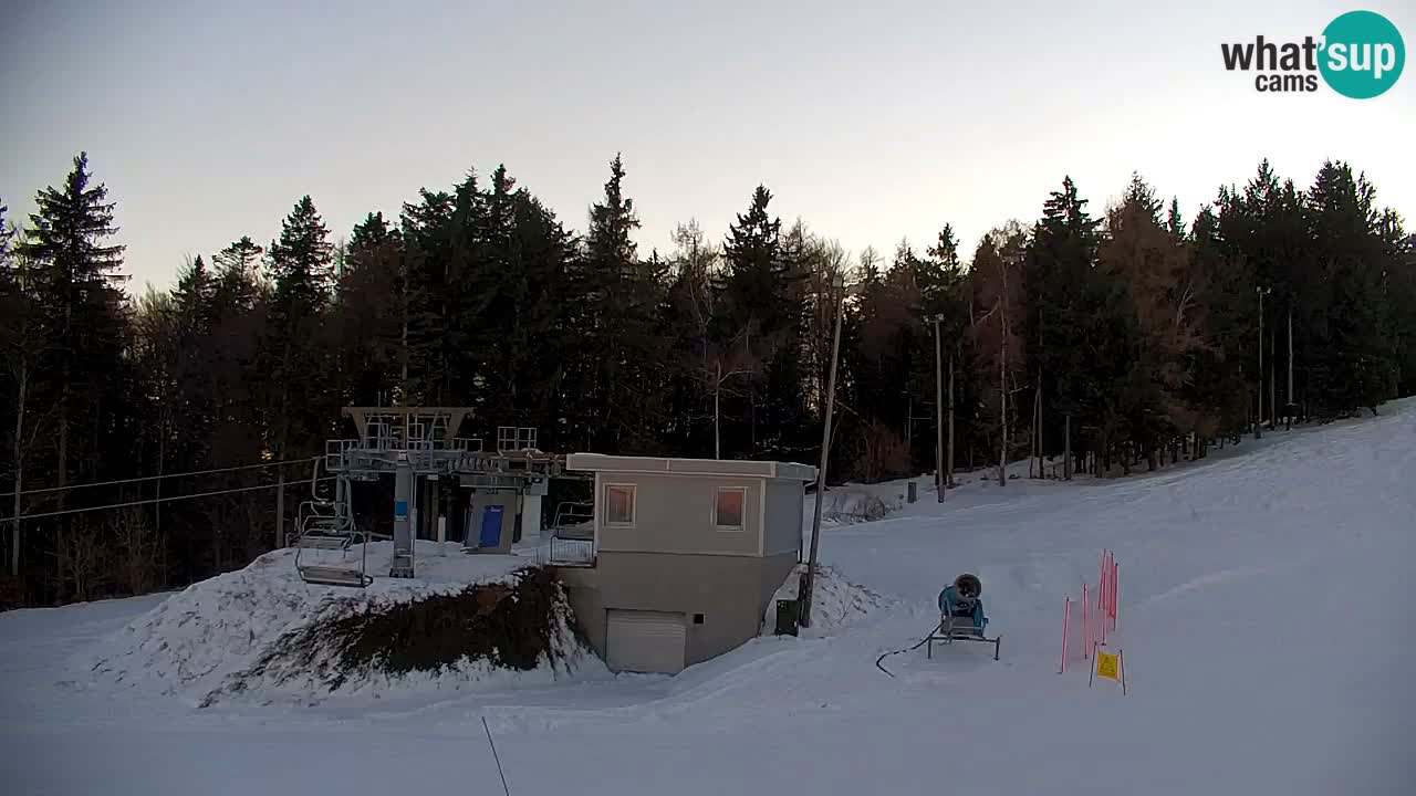 Pohorje spletna kamera | Spodnja postaja Sleme
