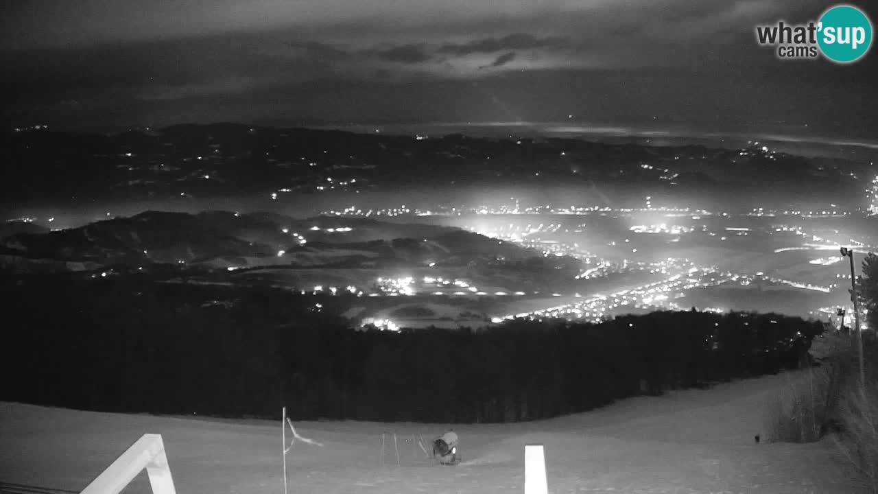 Pohorje spletna kamera | Spodnja postaja Sleme