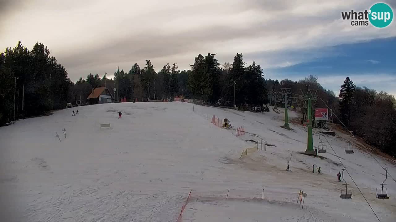 Pohorje spletna kamera | Spodnja postaja Sleme