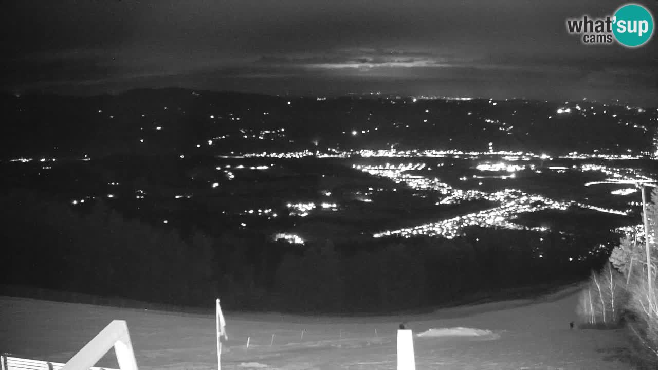 Pohorje spletna kamera | Spodnja postaja Sleme