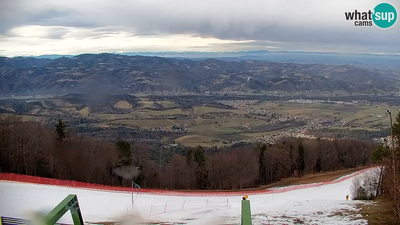 Pohorje spletna kamera | Spodnja postaja Sleme