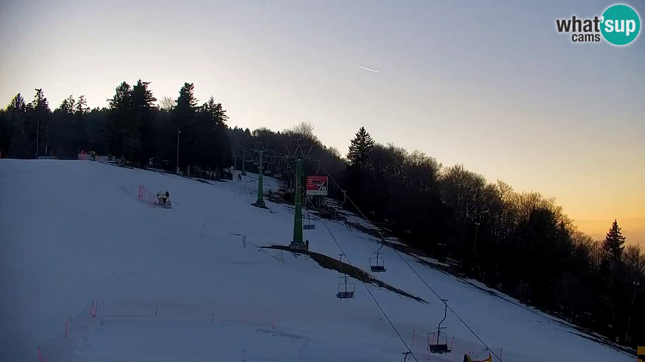 Pohorje spletna kamera | Spodnja postaja Sleme