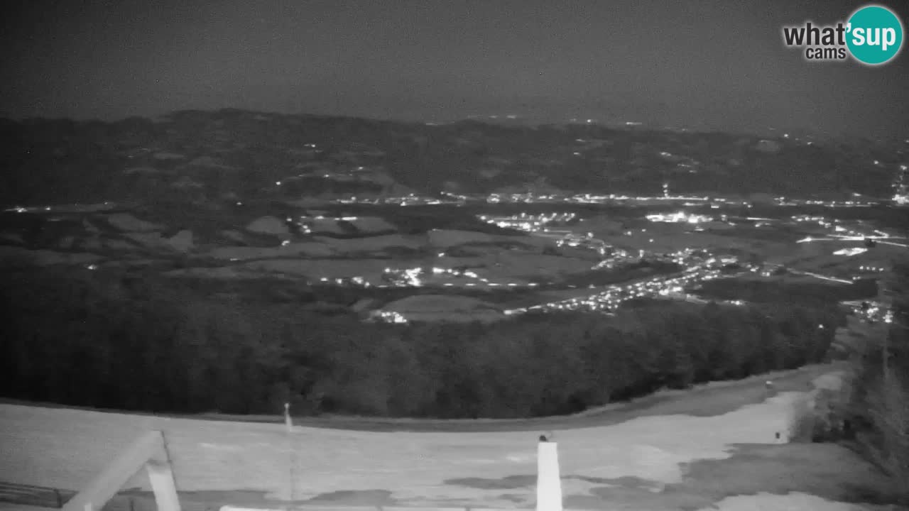 Pohorje spletna kamera | Spodnja postaja Sleme