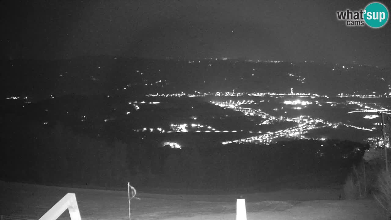 Pohorje spletna kamera | Spodnja postaja Sleme