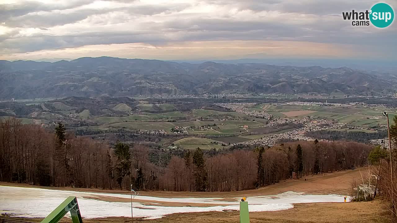 Pohorje spletna kamera | Spodnja postaja Sleme