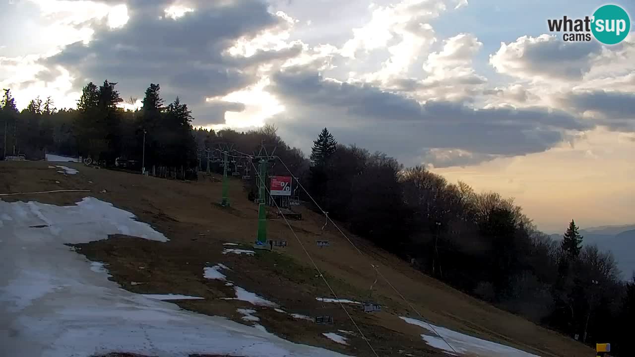 Pohorje spletna kamera | Spodnja postaja Sleme