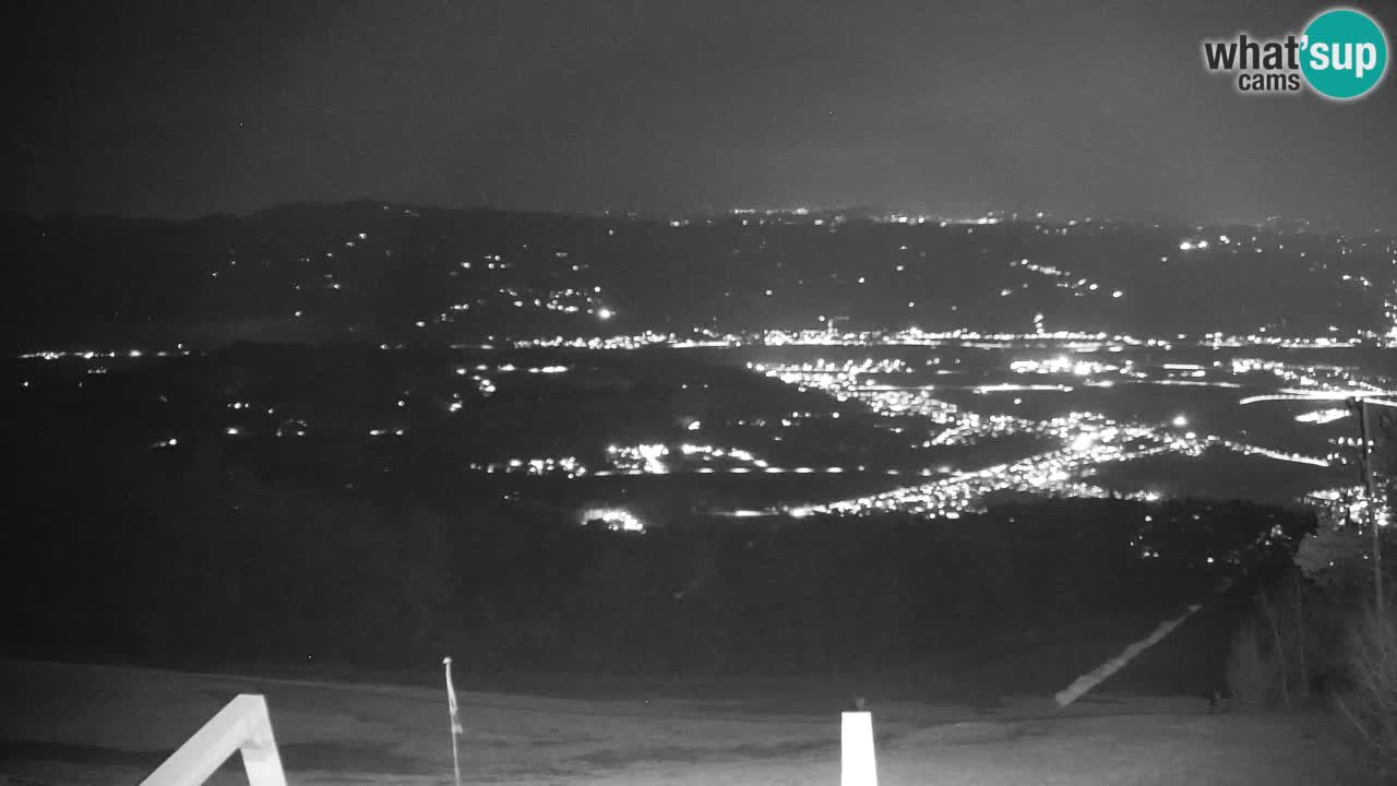 Pohorje spletna kamera | Spodnja postaja Sleme