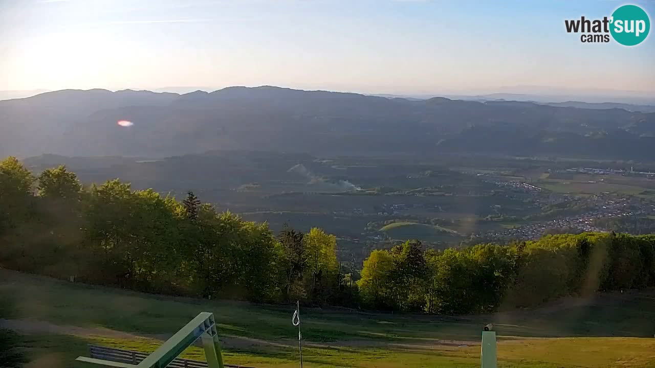 Pohorje spletna kamera | Spodnja postaja Sleme