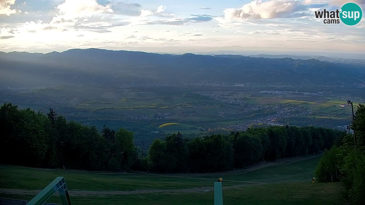 Pohorje spletna kamera | Spodnja postaja Sleme