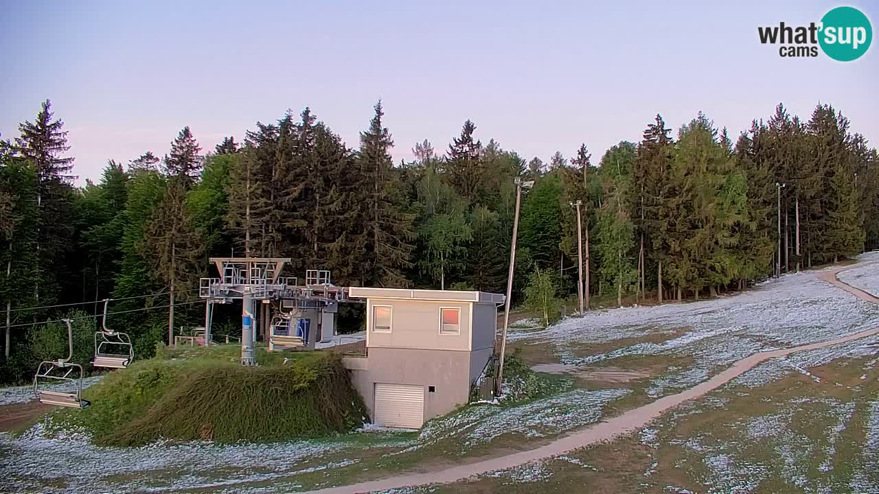 Pohorje spletna kamera | Spodnja postaja Sleme