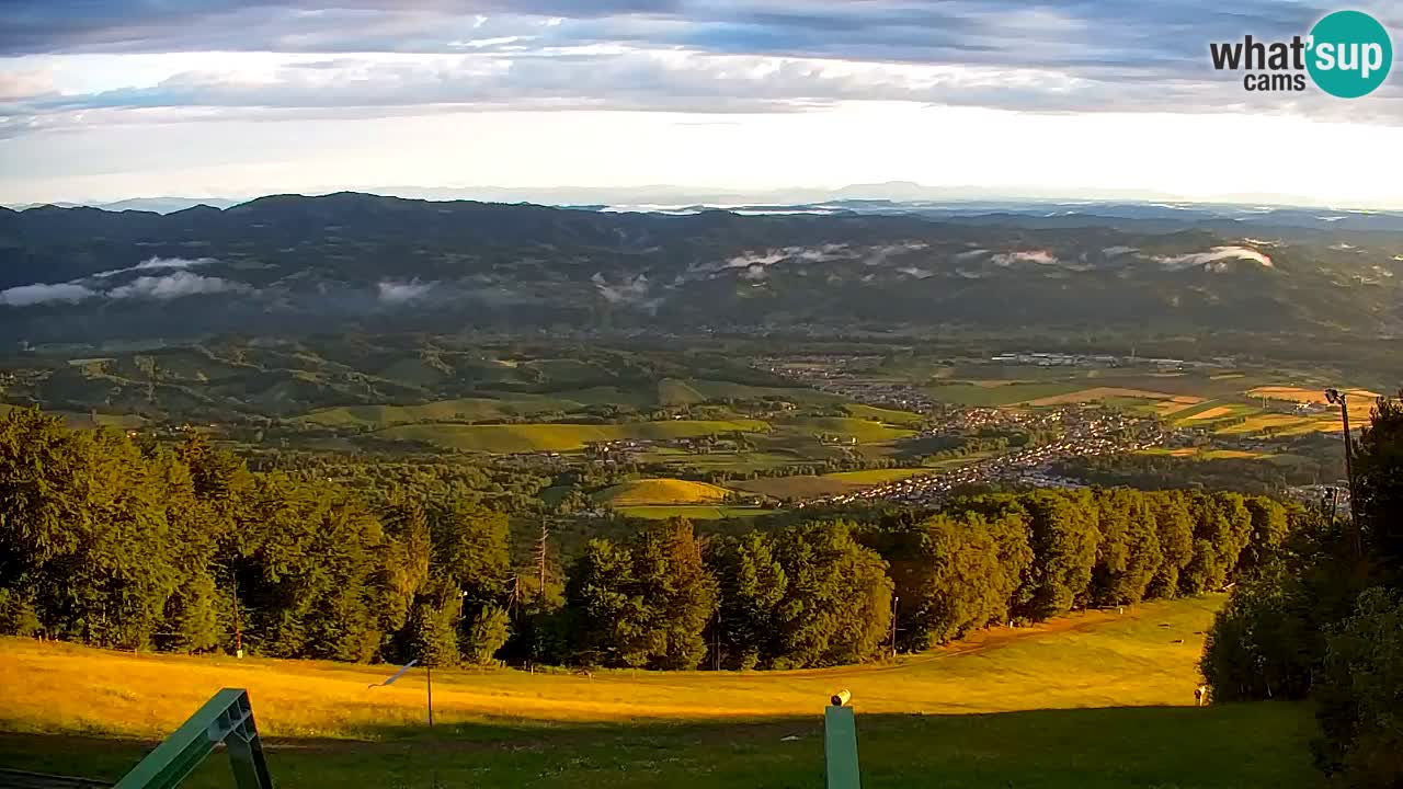 Pohorje spletna kamera | Spodnja postaja Sleme