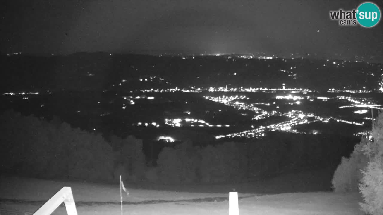Pohorje spletna kamera | Spodnja postaja Sleme