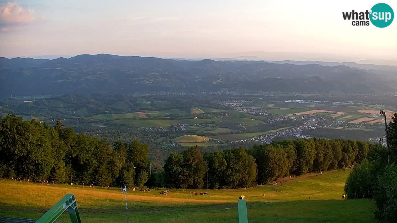 Pohorje spletna kamera | Spodnja postaja Sleme