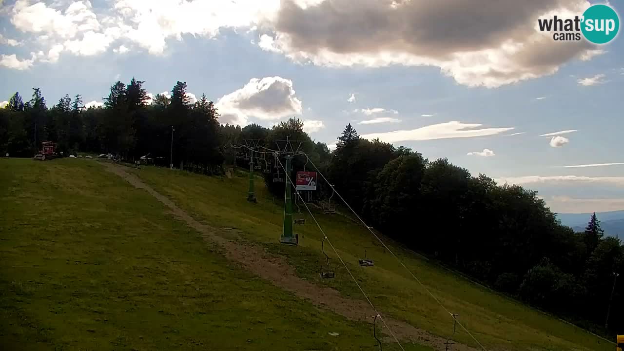 Pohorje spletna kamera | Spodnja postaja Sleme
