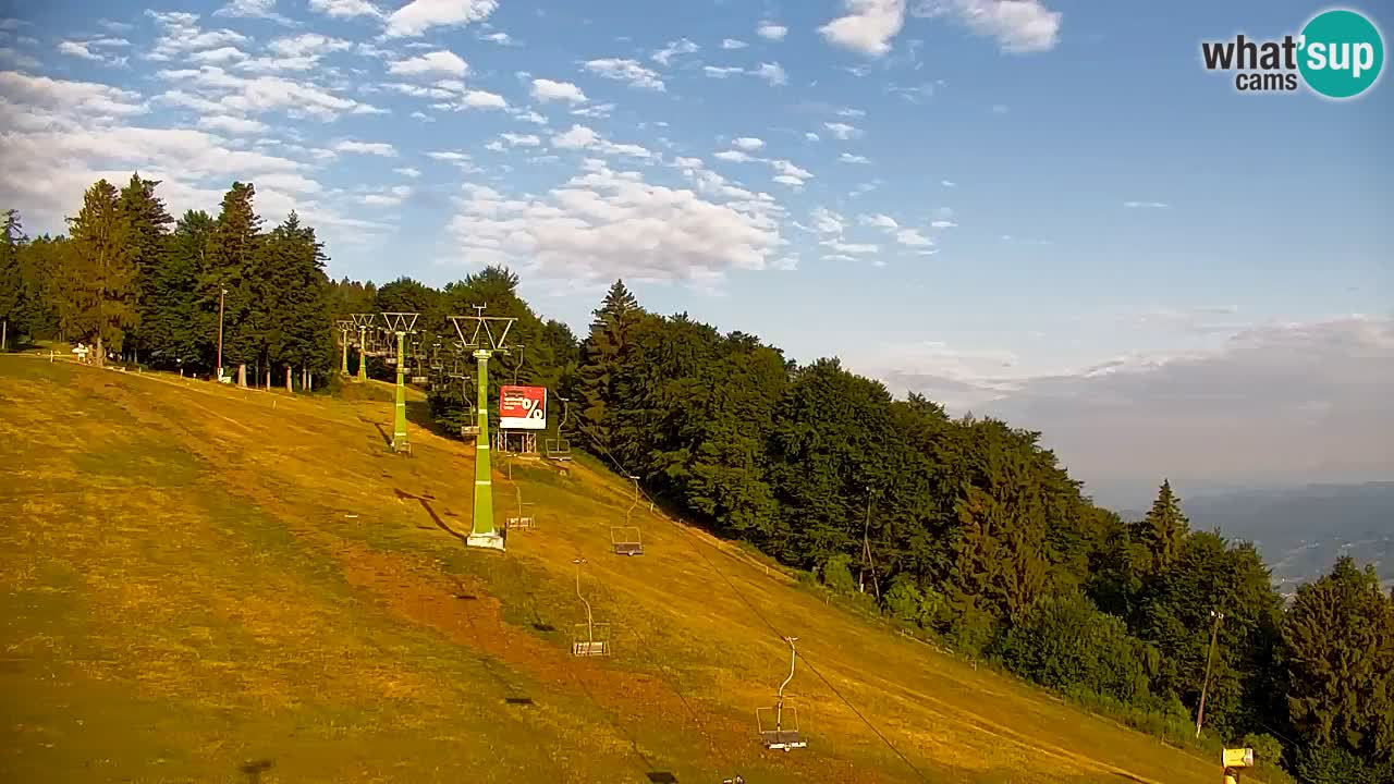 Pohorje spletna kamera | Spodnja postaja Sleme