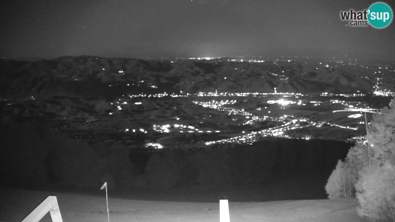 Pohorje spletna kamera | Spodnja postaja Sleme