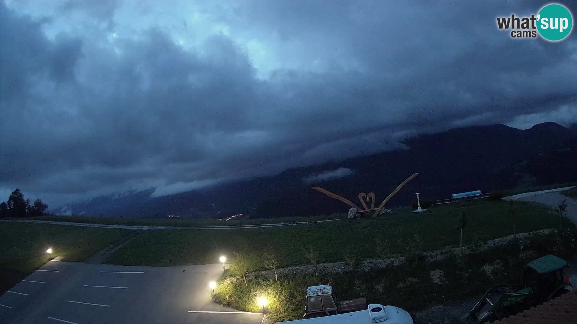 Turistična kmetija Široko spletna kamera Most na Soči