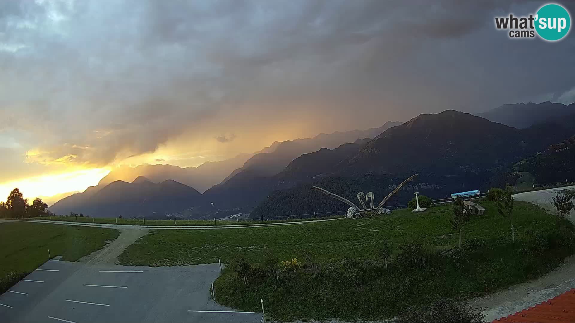 Turistična kmetija Široko spletna kamera Most na Soči