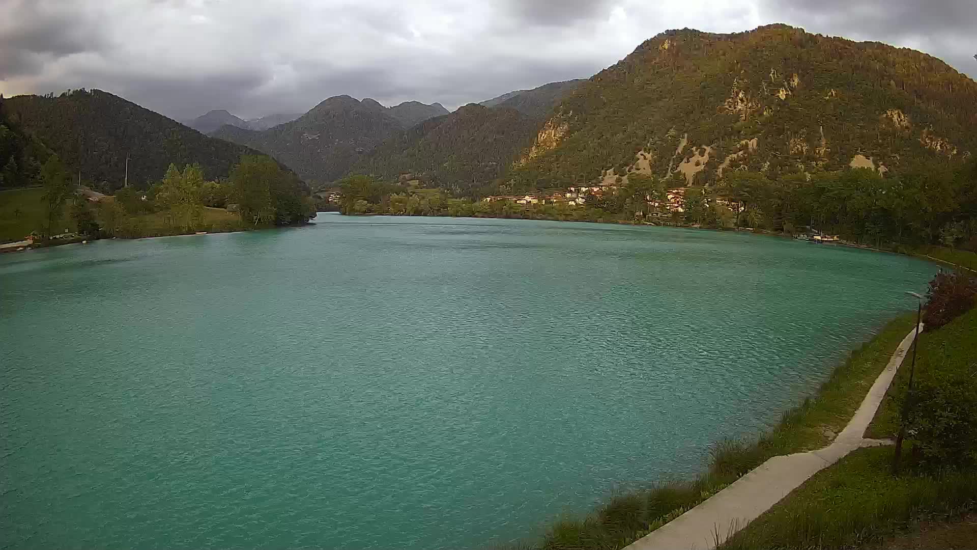 Most na Soči – Pogled na jezero
