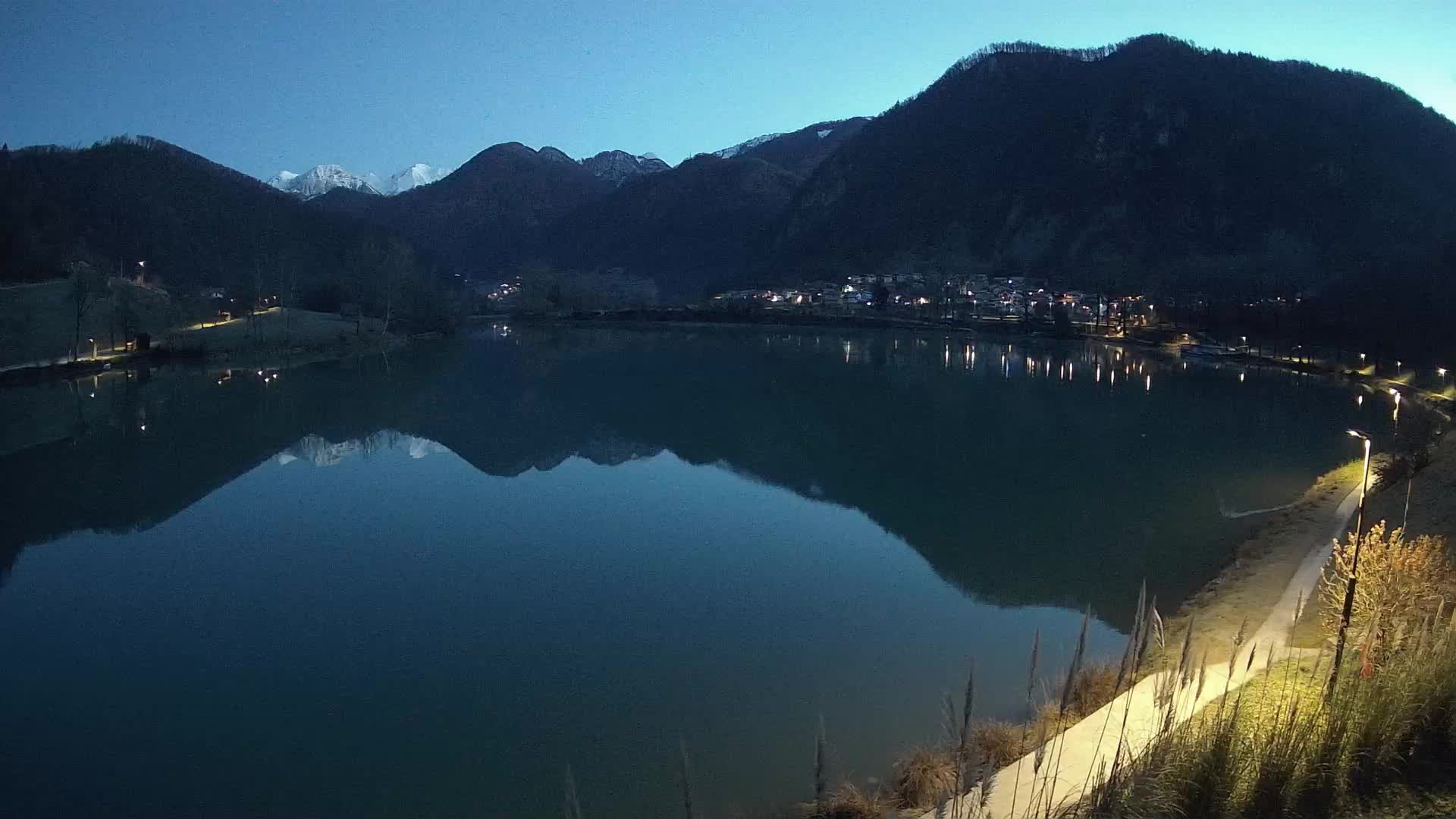 Spletna kamera Most na Soči – jezero