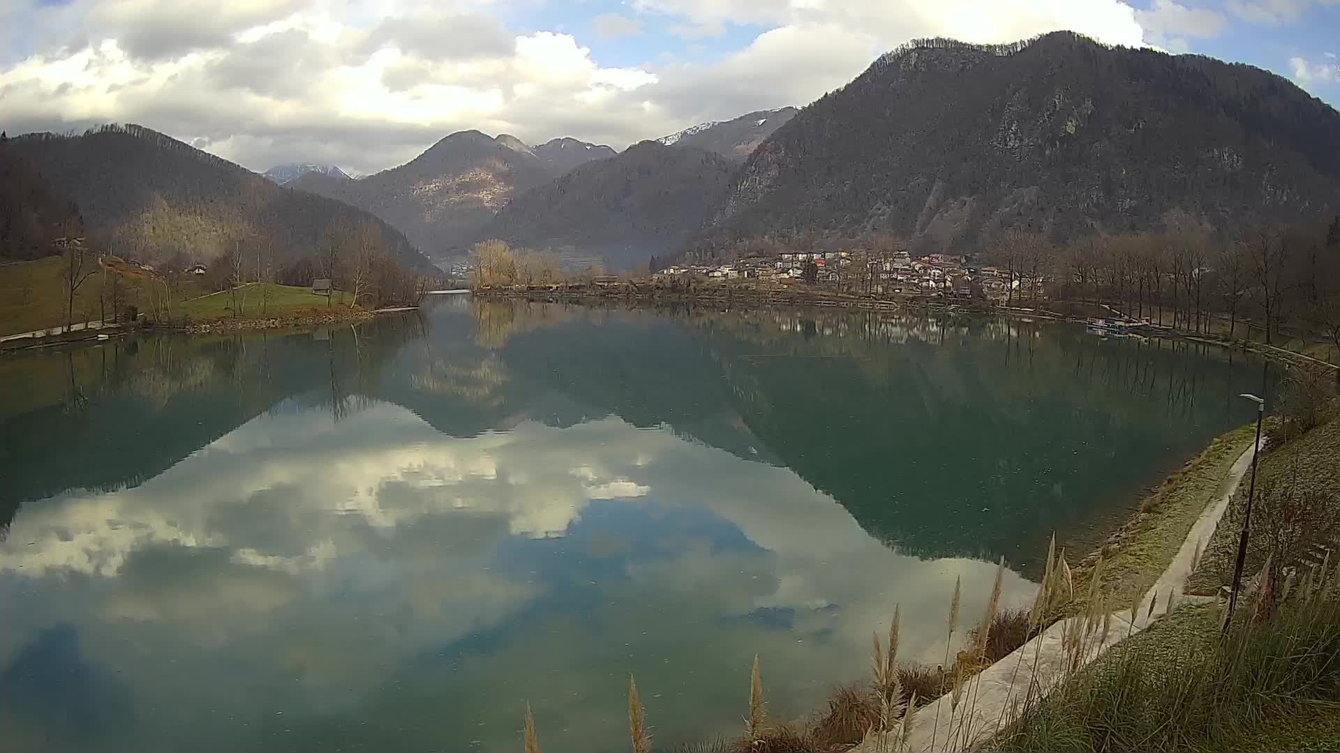 LIVEcam Most na Soči lago – Slovenia