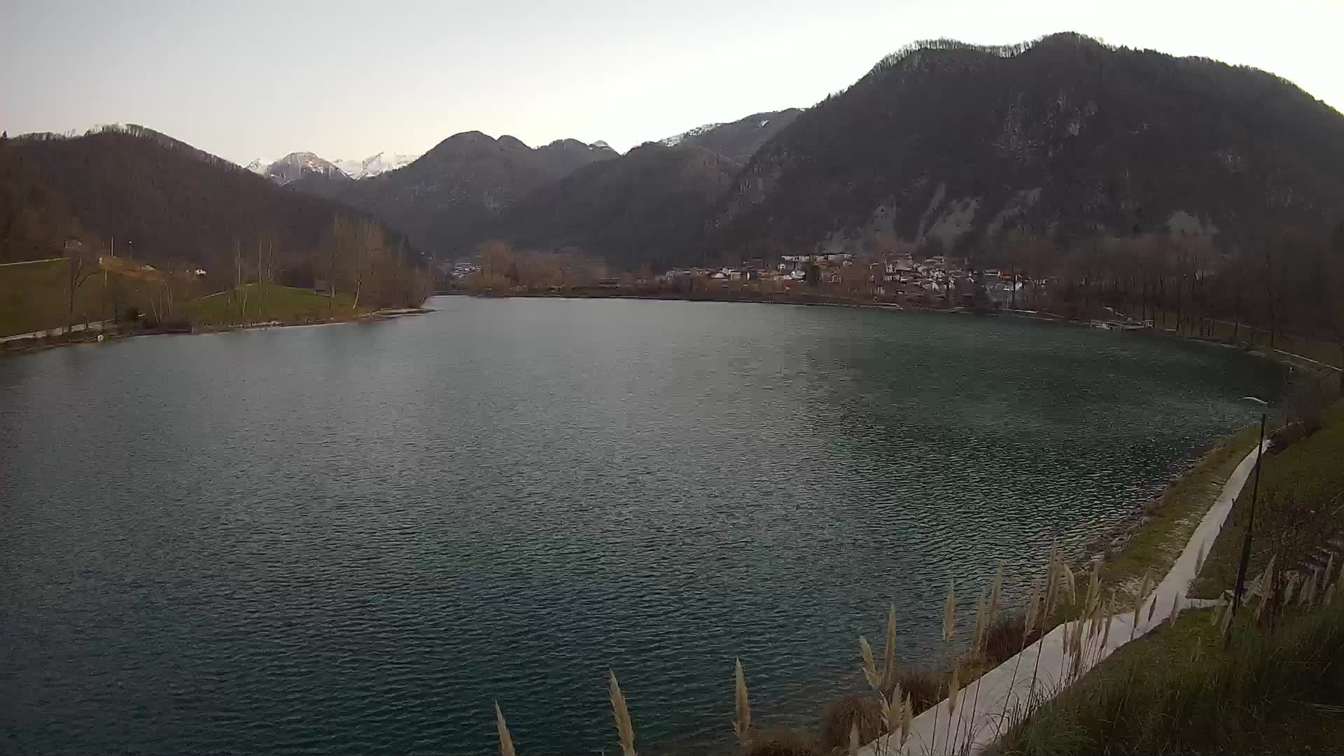 Most na Soči – Pogled na jezero