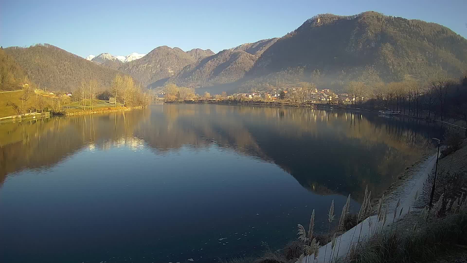 Spletna kamera Most na Soči – jezero