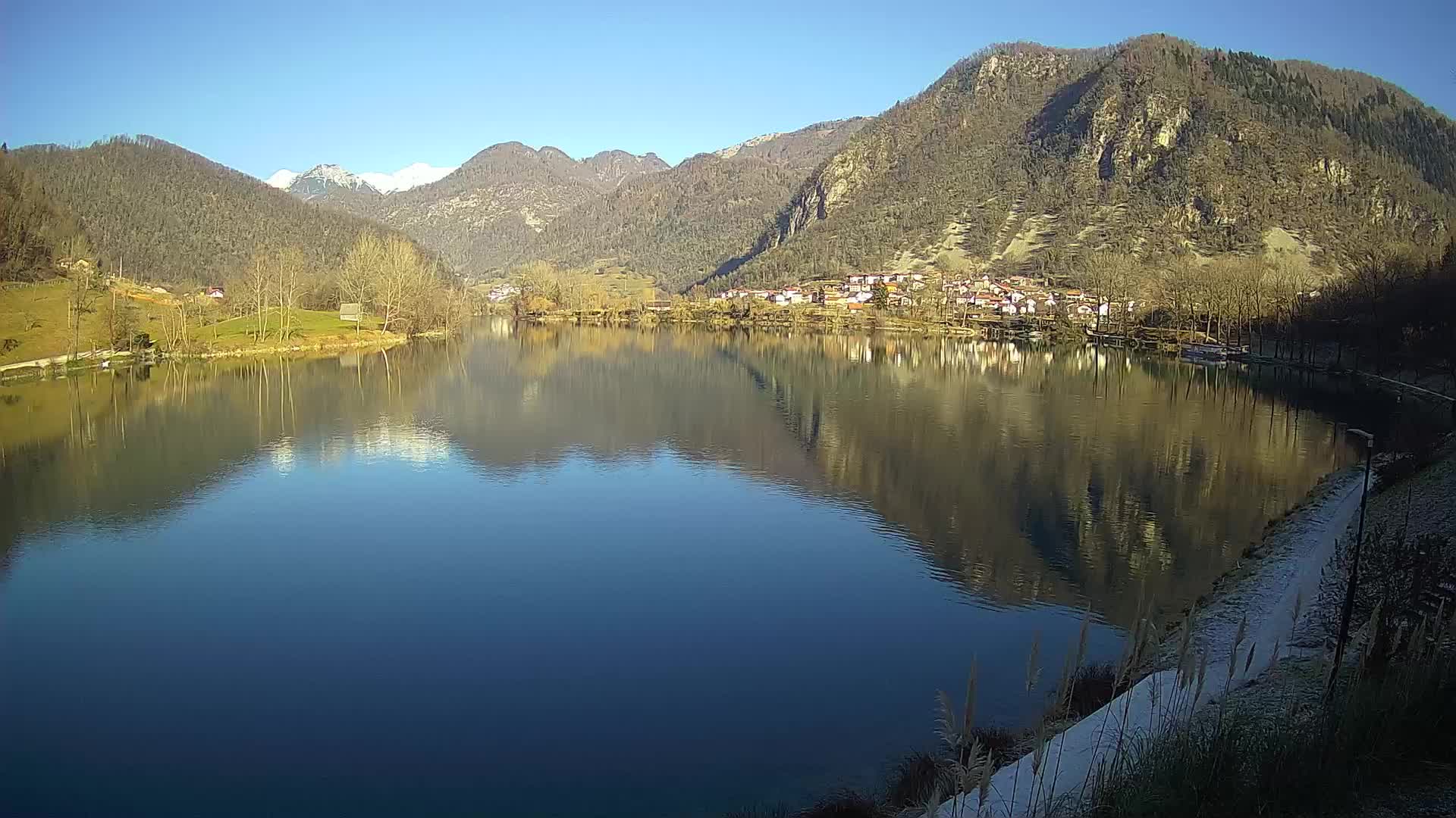 Most na Soči – Pogled na jezero