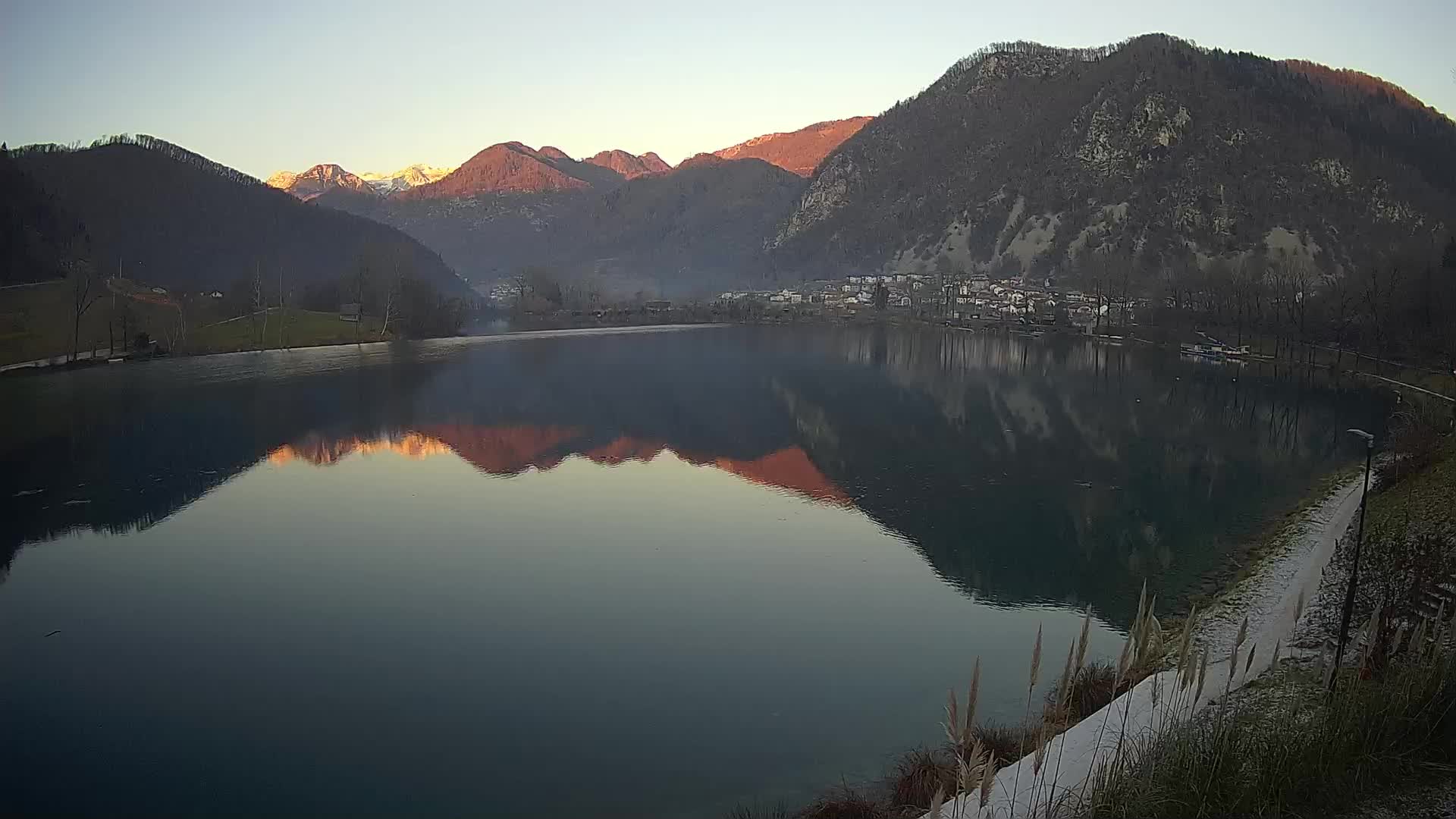 Spletna kamera Most na Soči – jezero