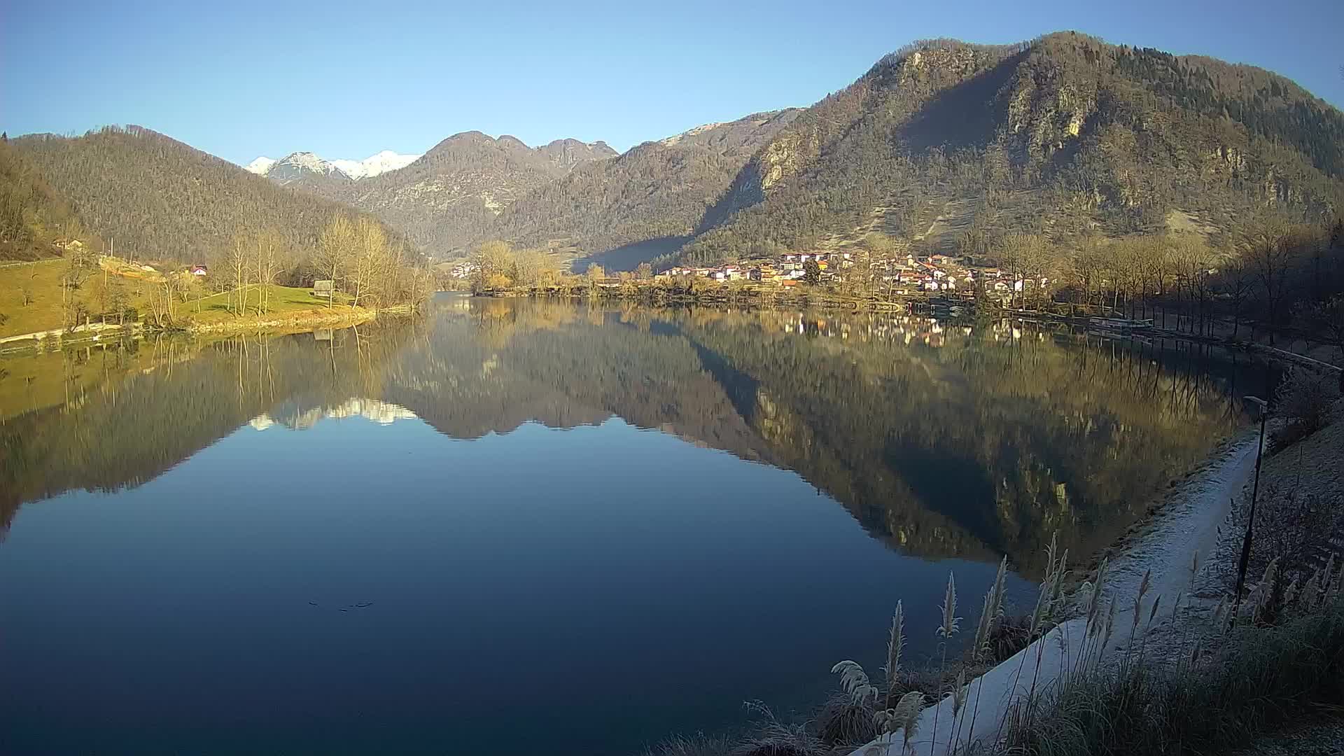 Web kamera Most na Soči – jezero