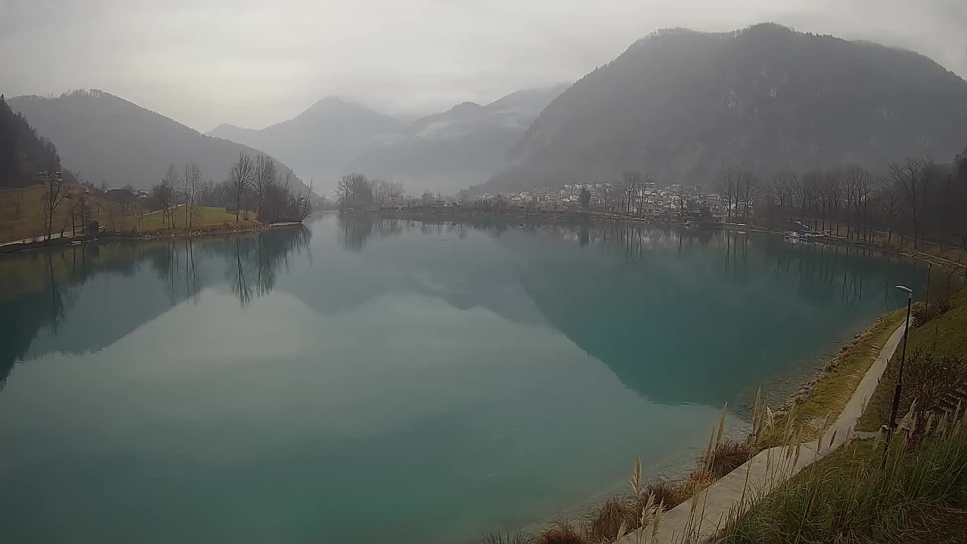 Spletna kamera Most na Soči – jezero