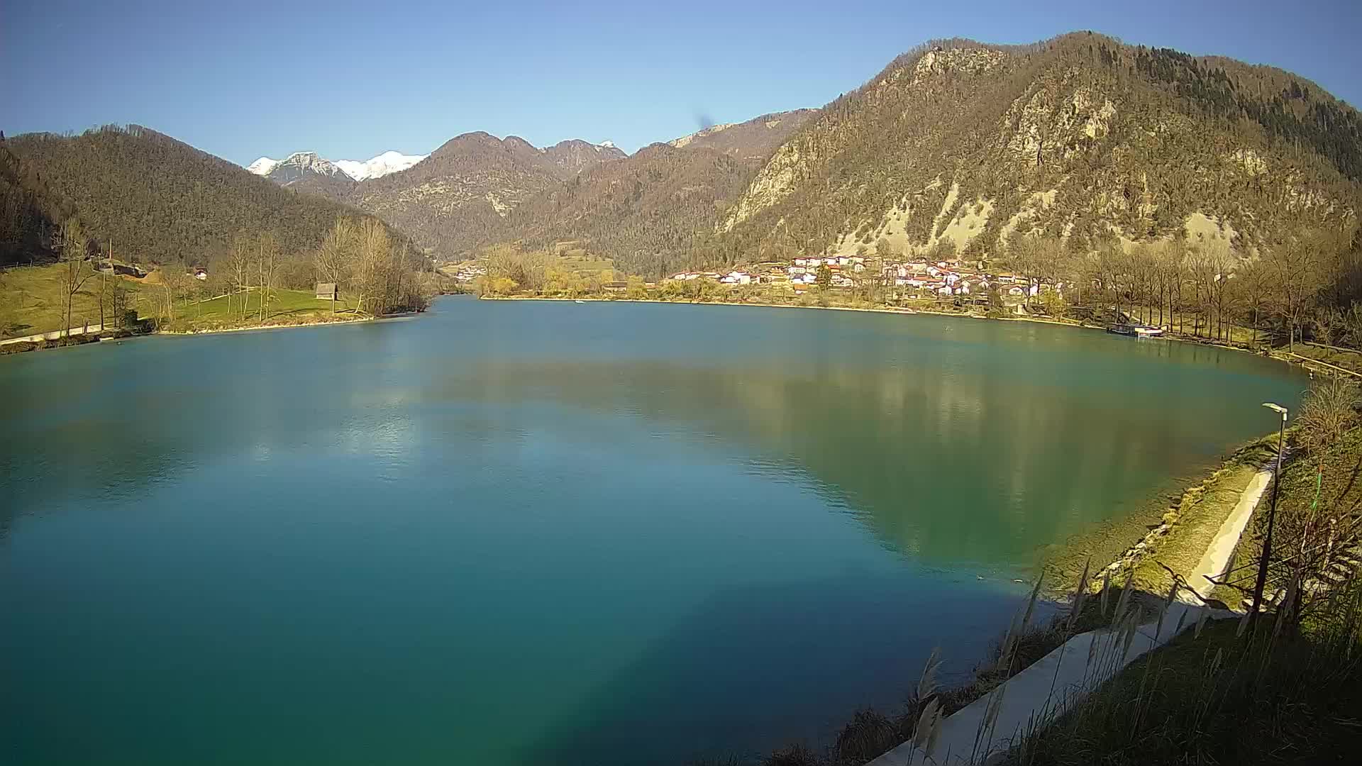 Most na Soči – Pogled na jezero