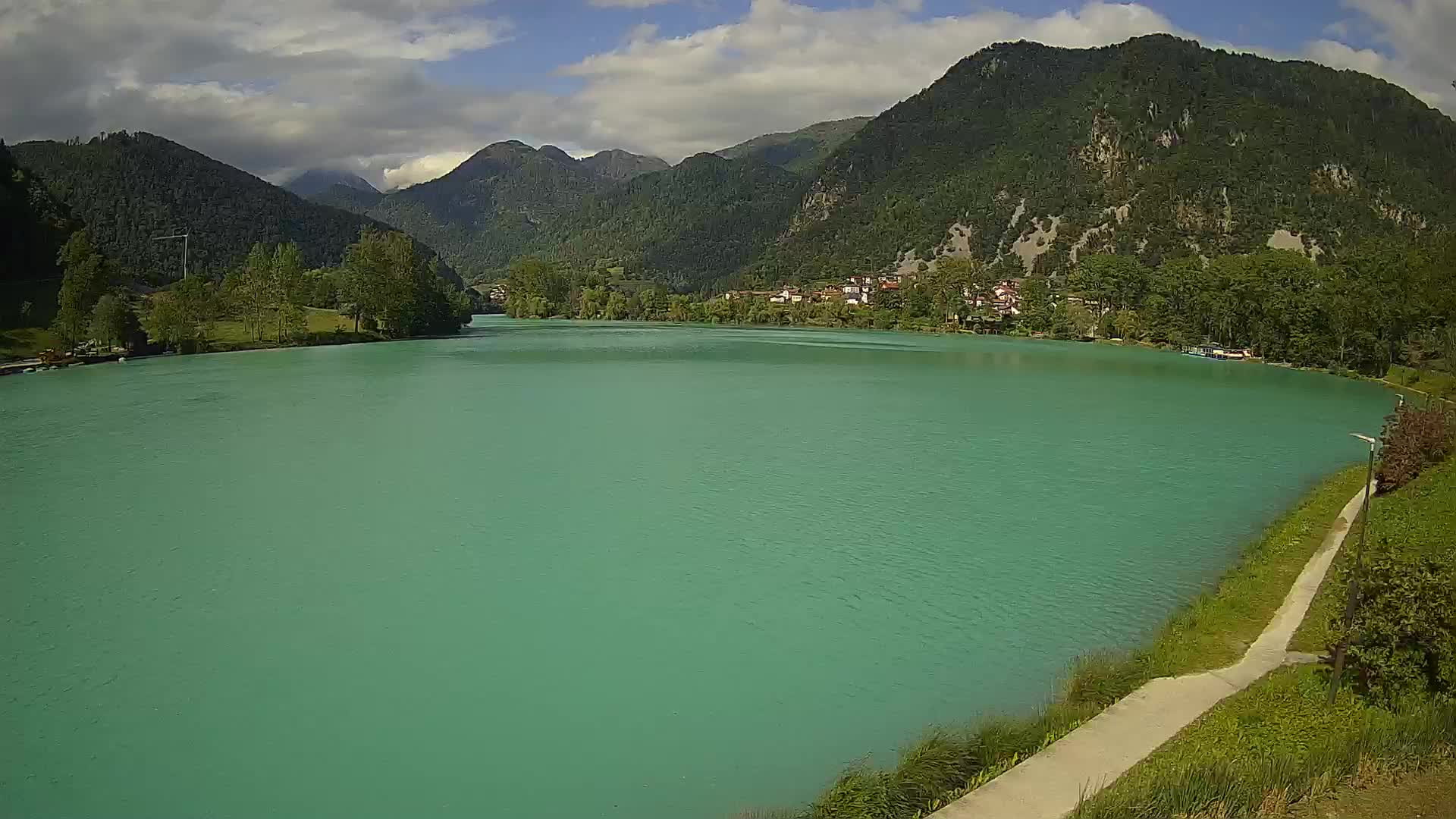 LIVE Webcam Most na Soči lake – Slovenia