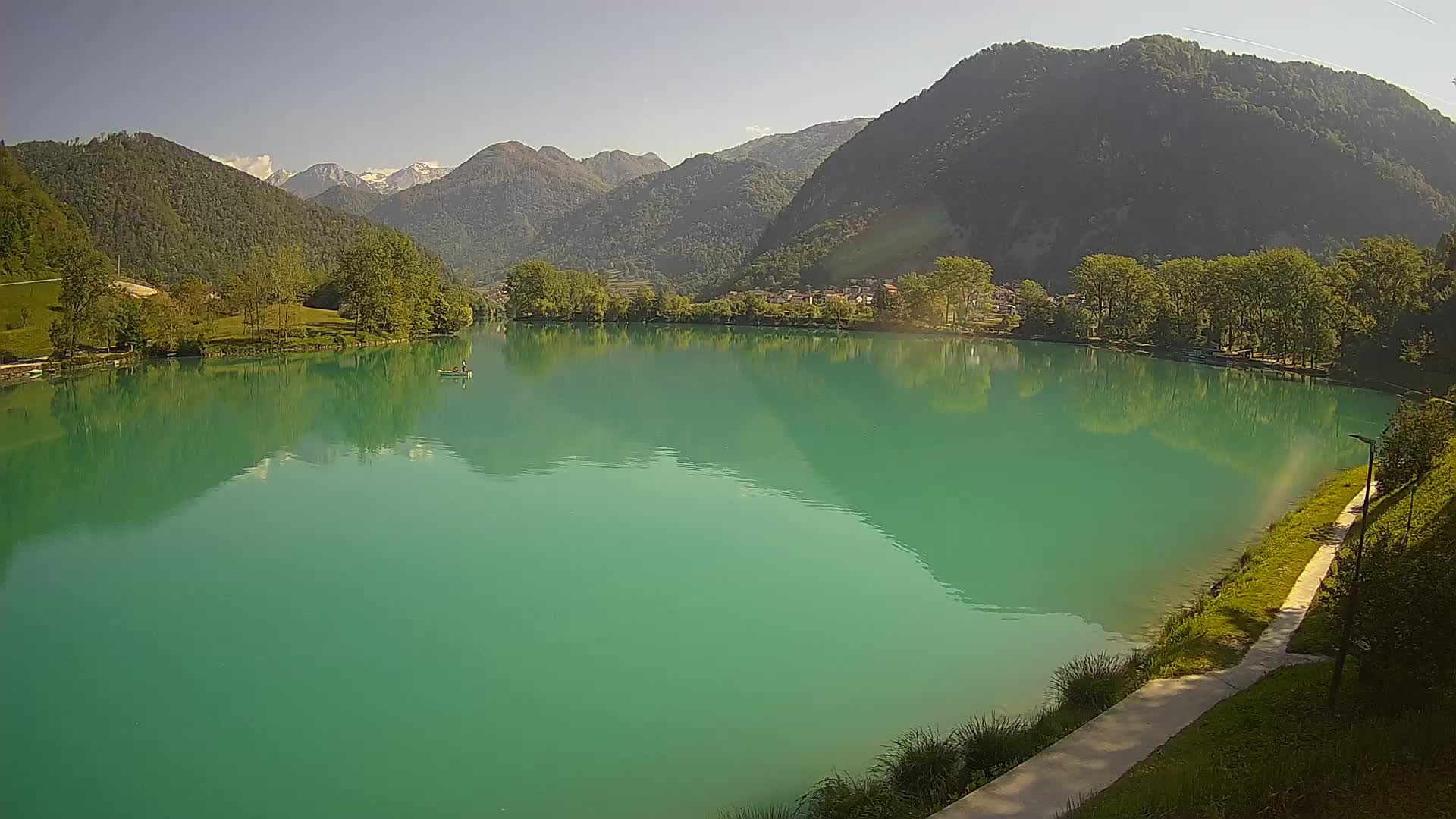 Spletna kamera Most na Soči – jezero