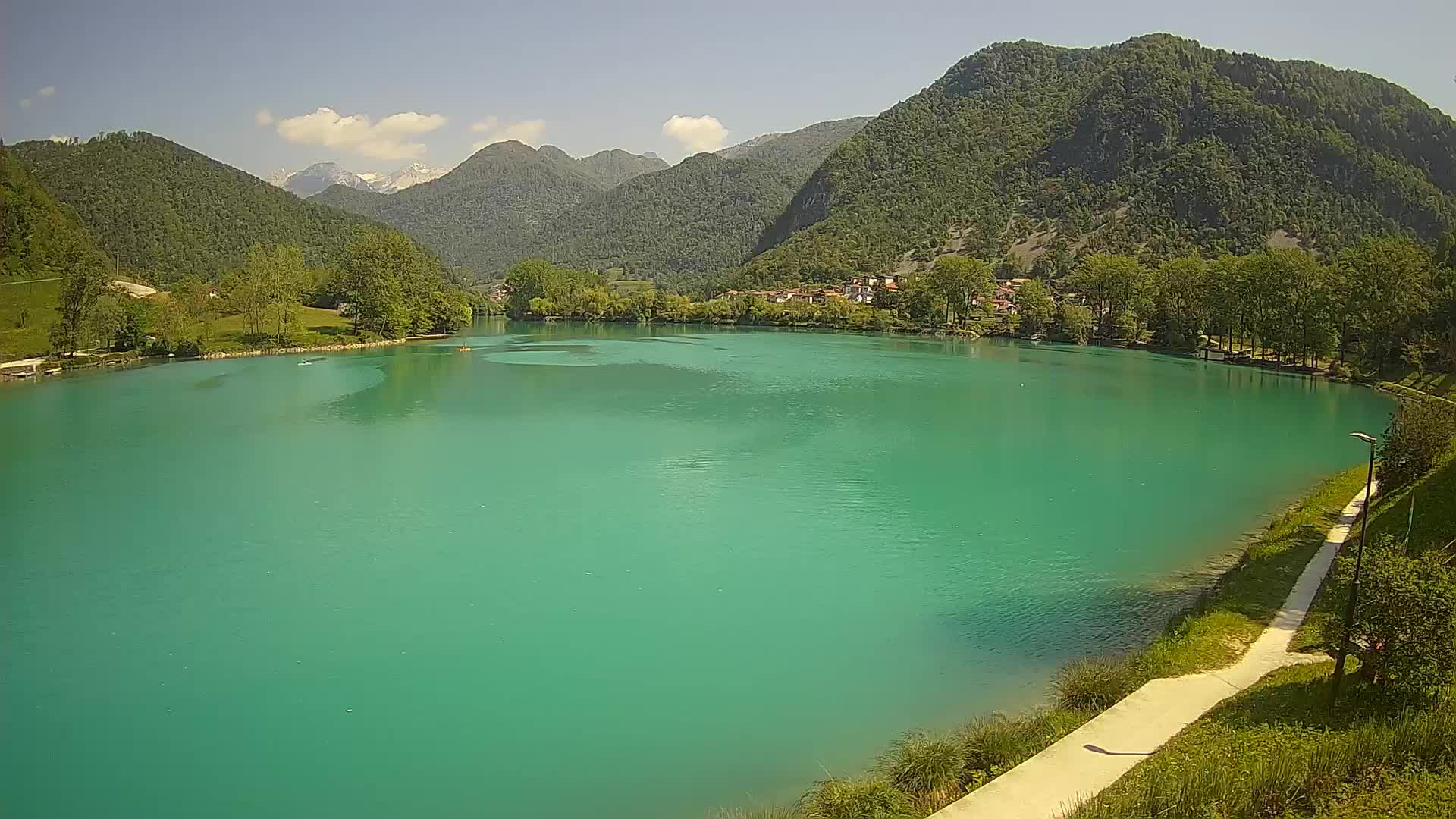 Web kamera Most na Soči – jezero