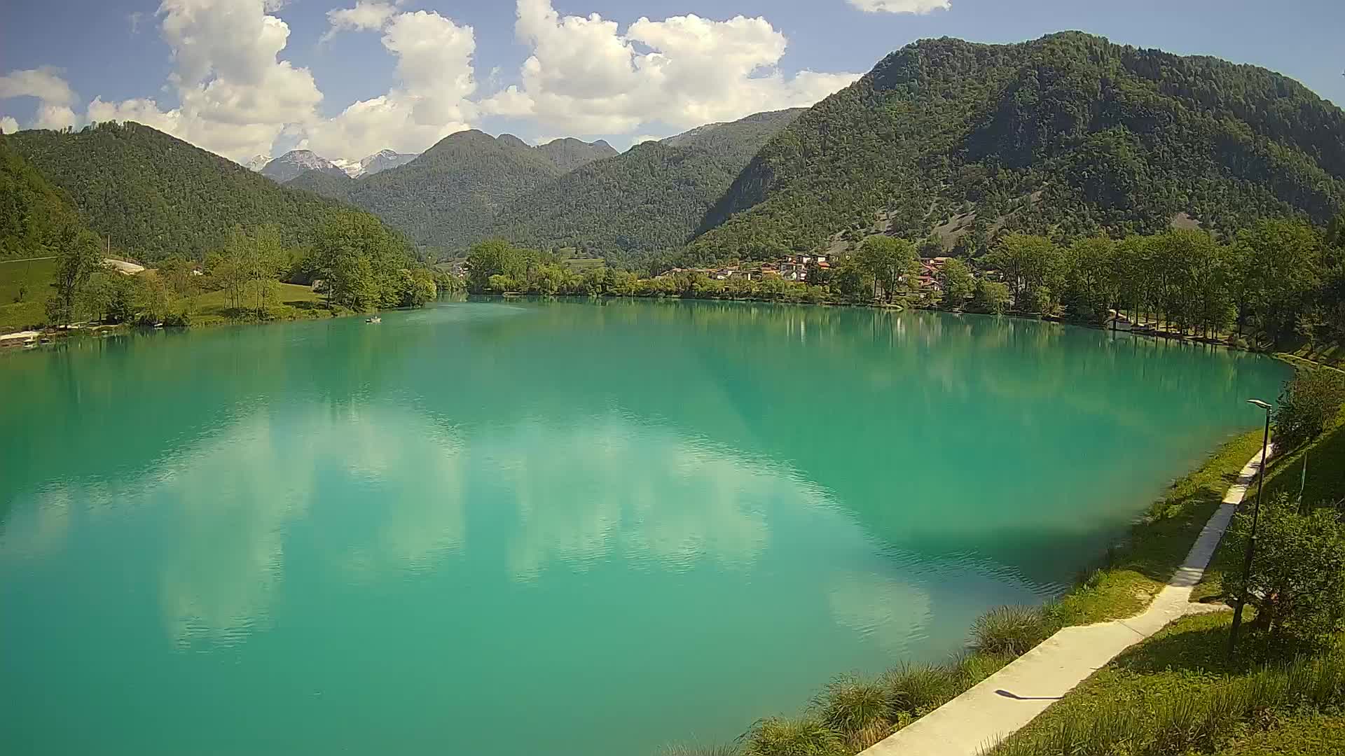 LIVE Webcam Most na Soči lake – Slovenia