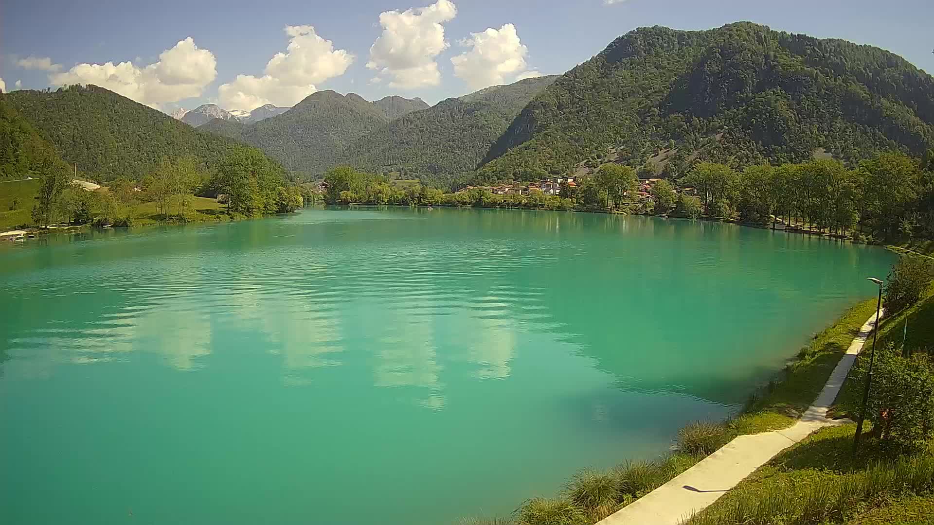 Spletna kamera Most na Soči – jezero