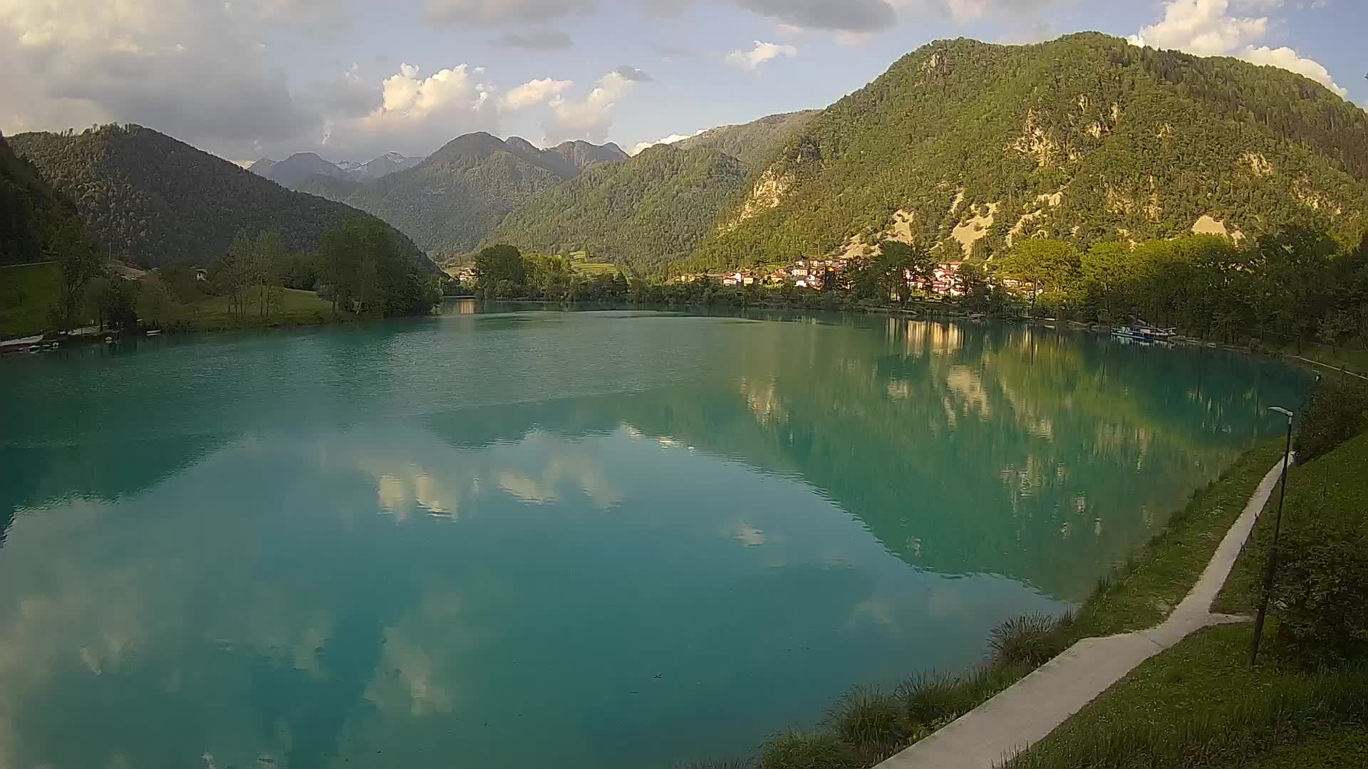 Most na Soči – Pogled na jezero