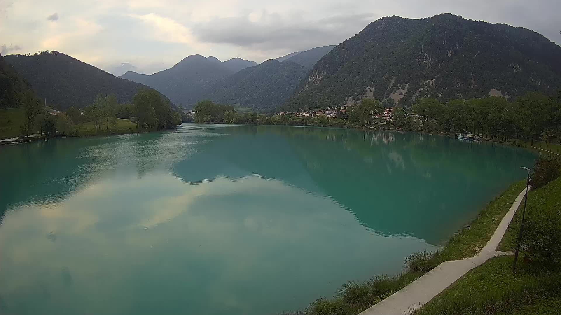 LIVE Webcam Most na Soči lake – Slovenia